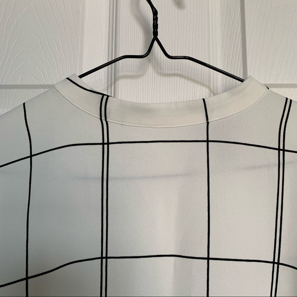 H&M blouse - Picture 2 of 7